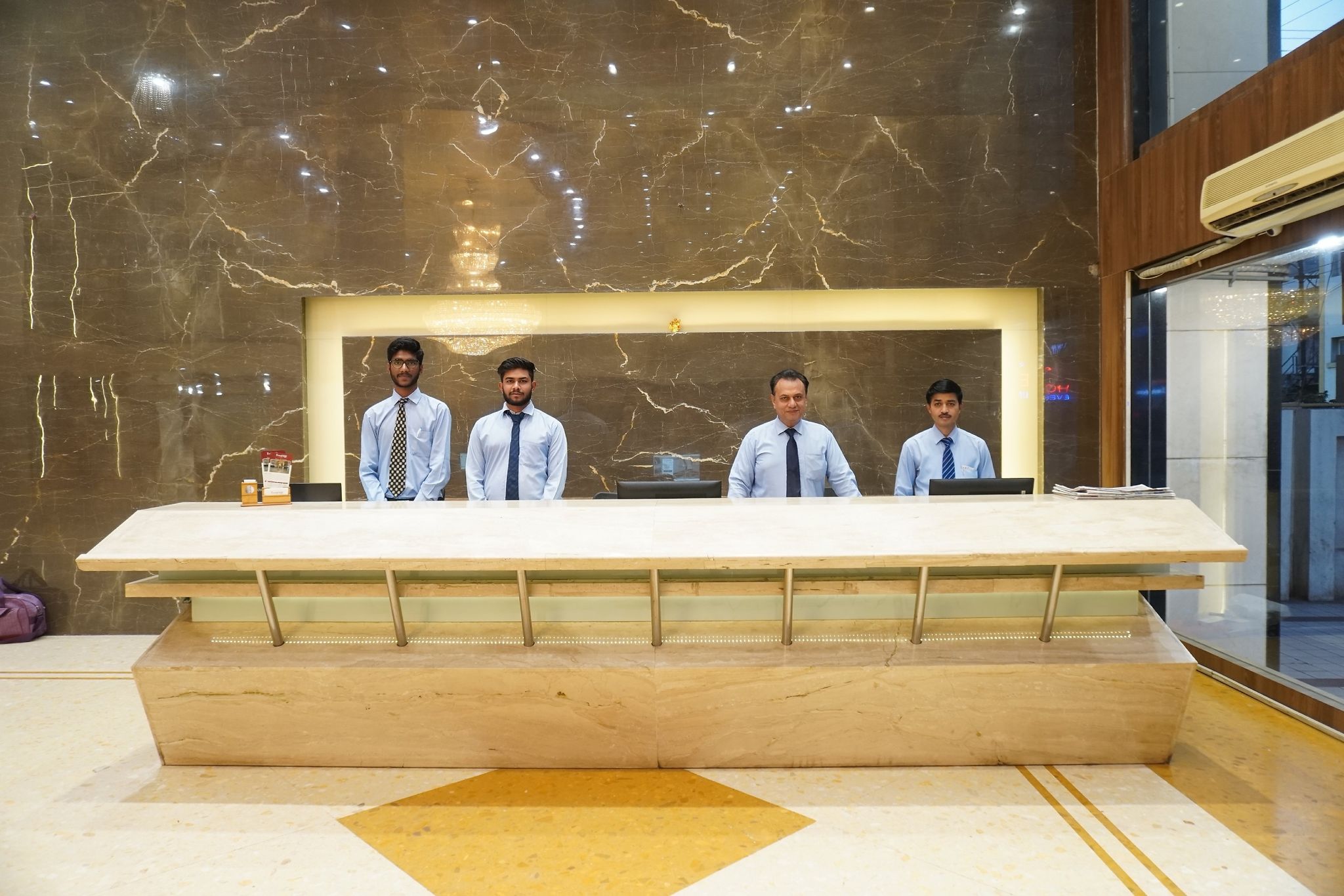 undefined Hotel The Evergrand Palace 2