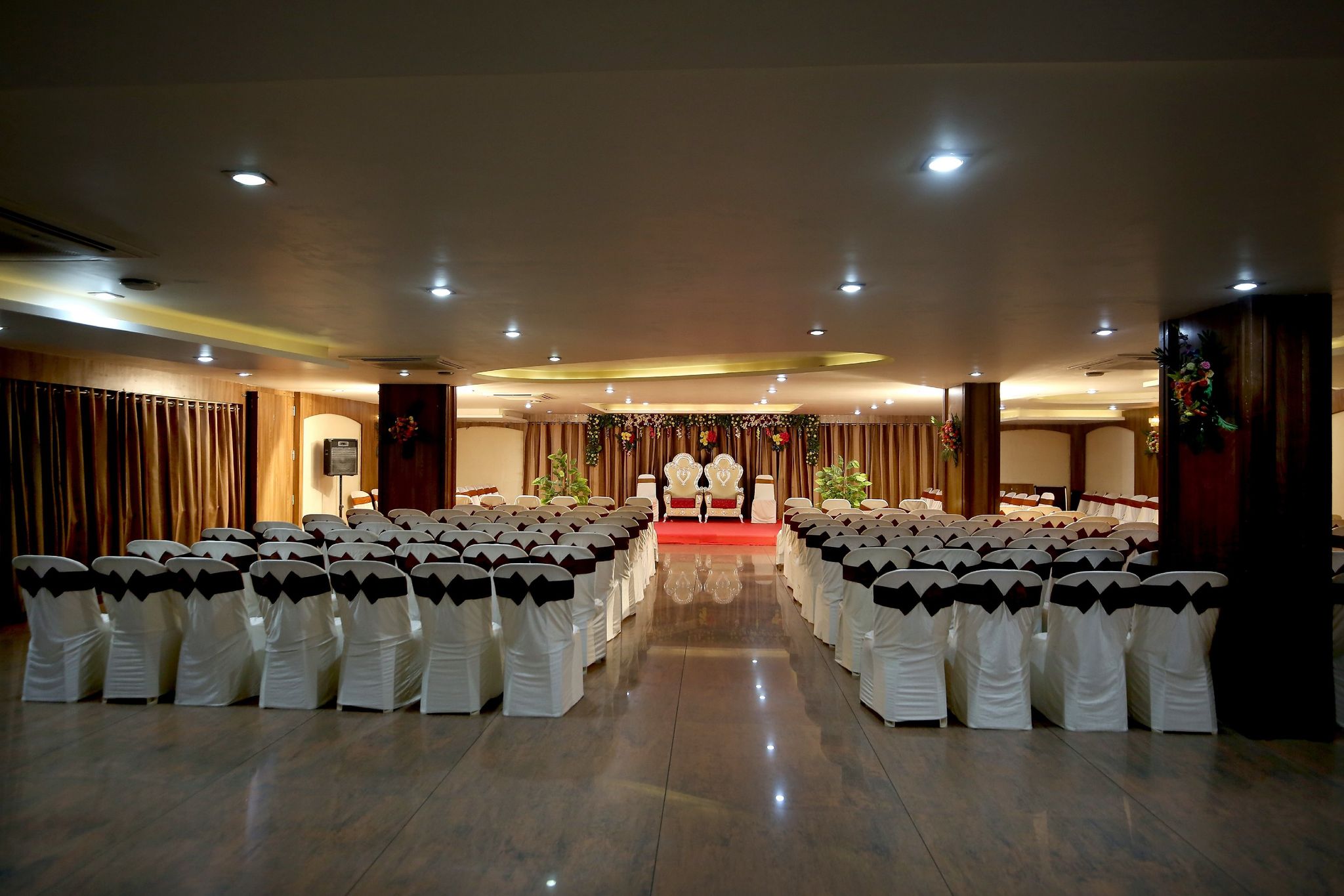 Food & Dining