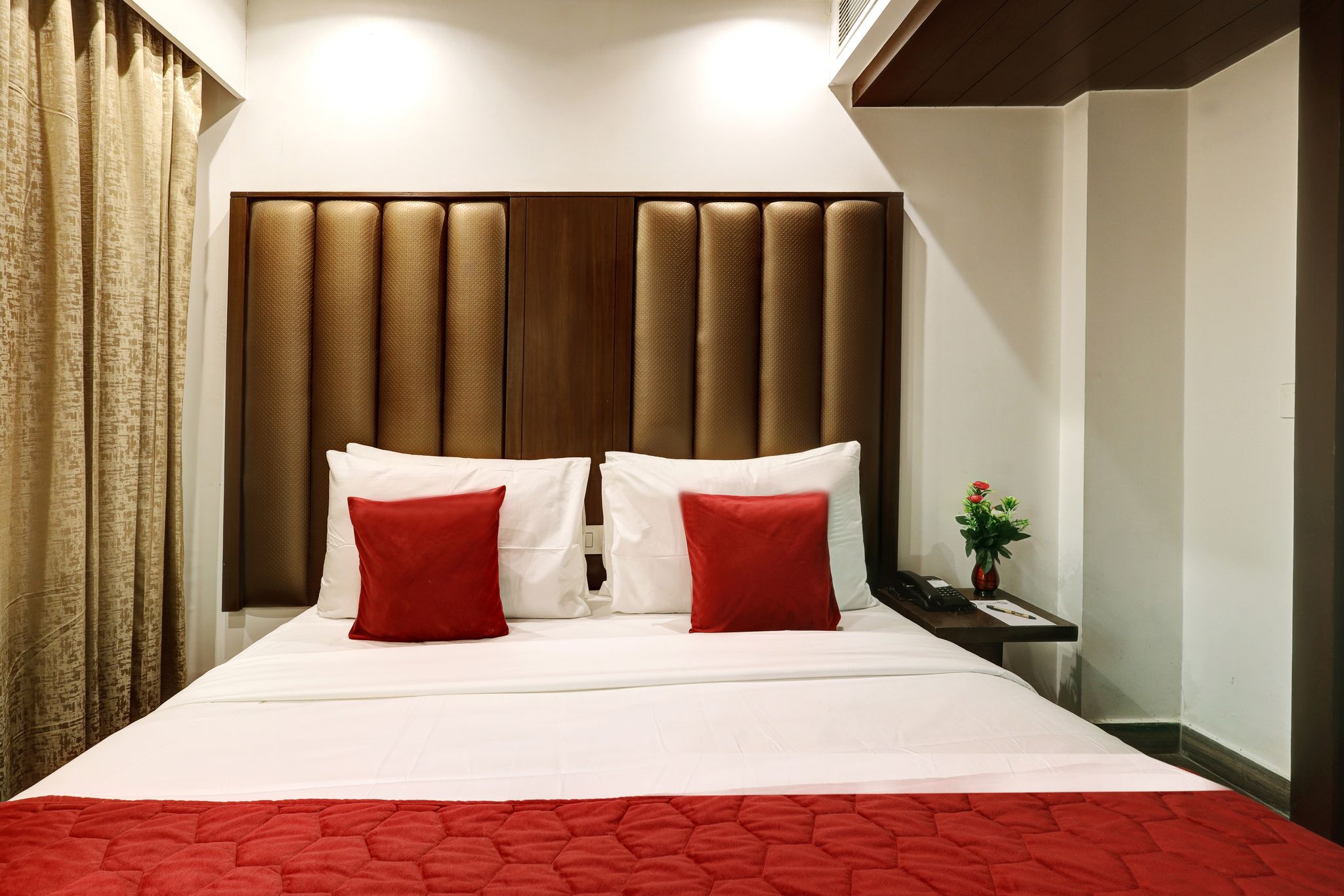 Standard Day Use Room 10 AM to 05 PM (check-in and check-out on same day)