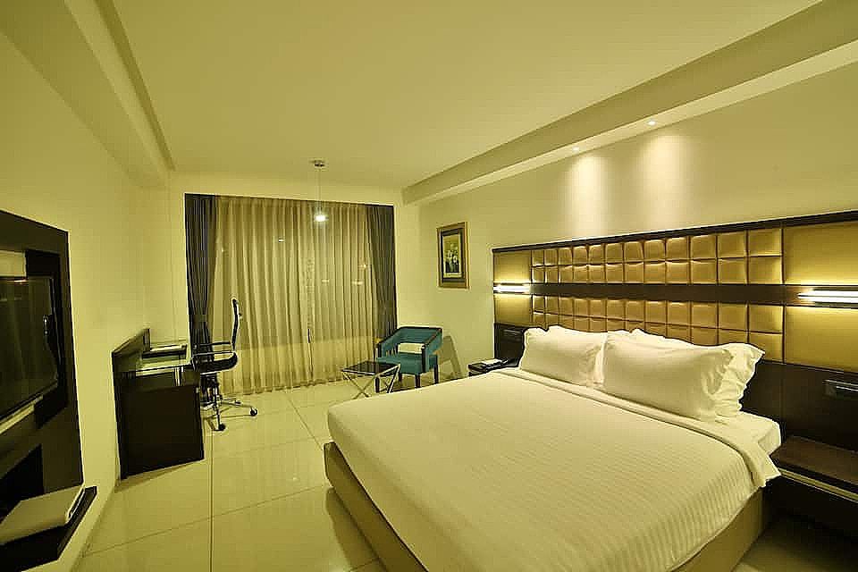 HOTEL G EXPRESS (Formerly Known as TGB Express) Deluxe Room 2