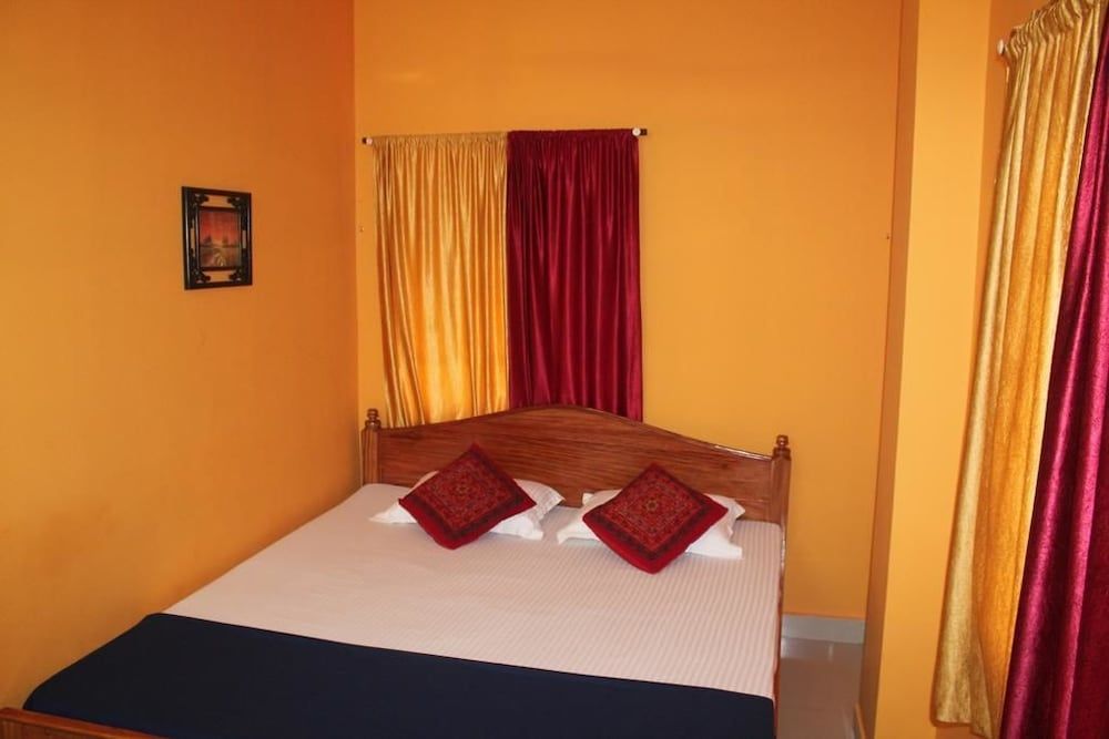 Deluxe AC Room
