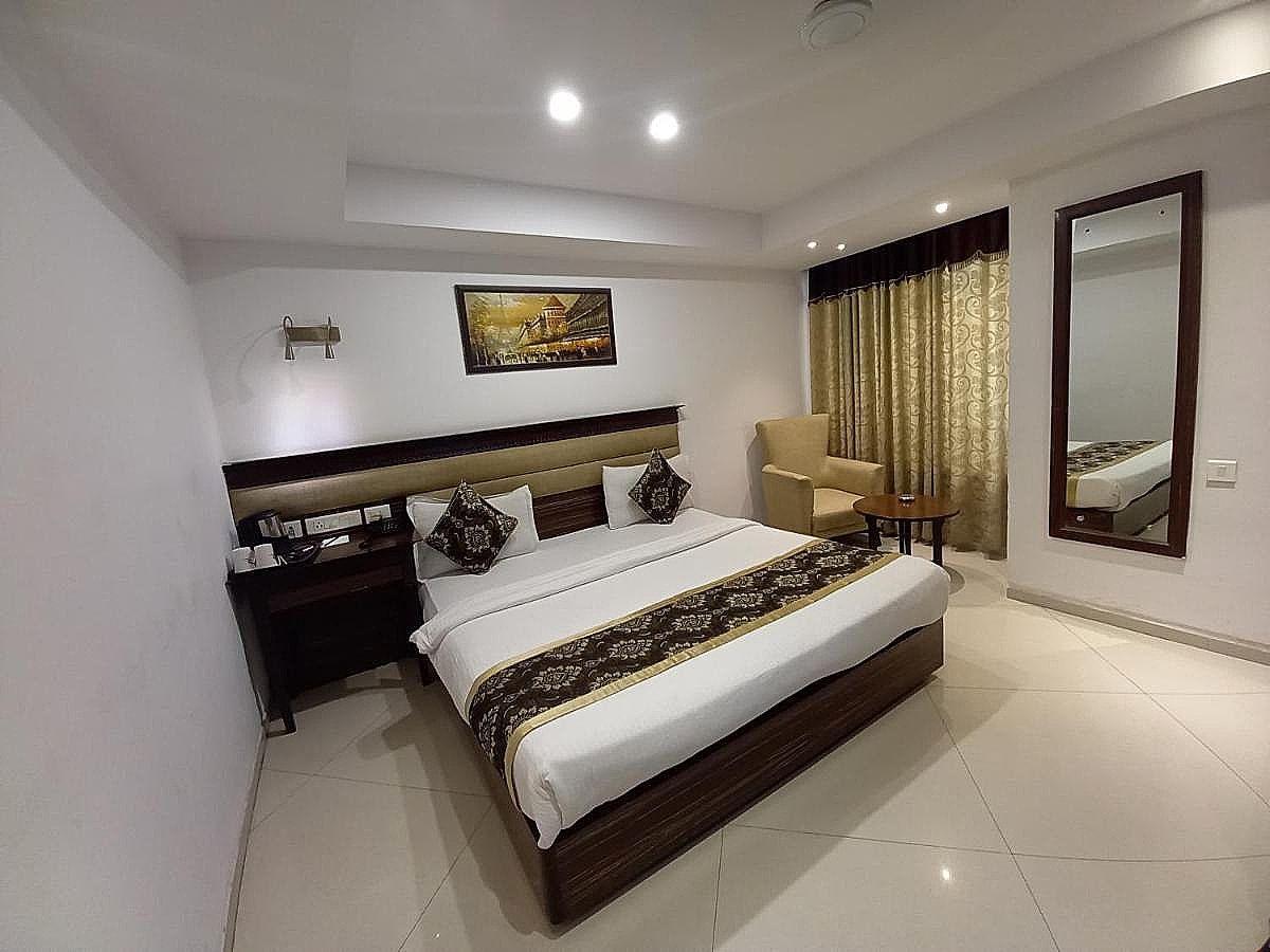 The Grand Radiant Executive Room 2