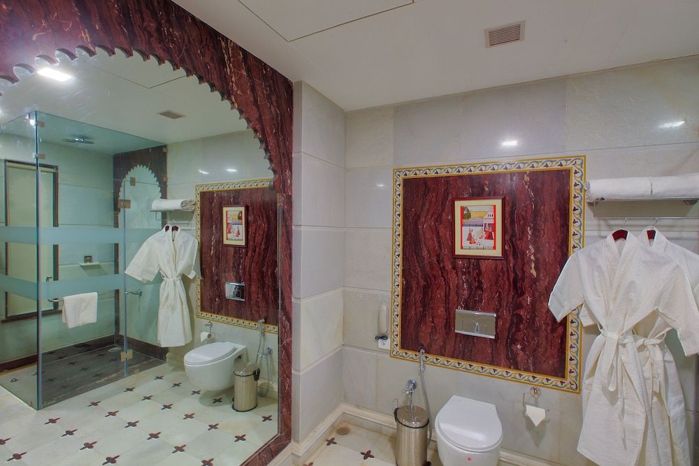 Shouryagarh Resort & Spa Luxury Room 7