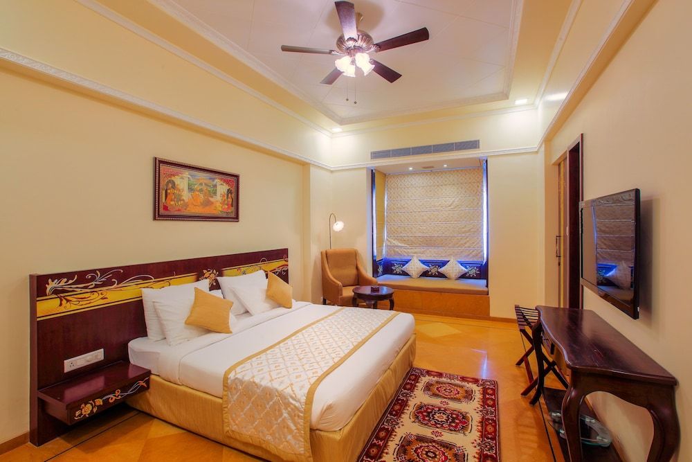 Shouryagarh Resort & Spa Luxury Room 5