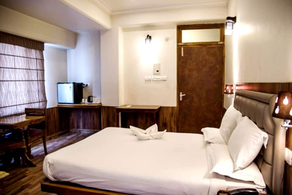 Classic Deluxe Room