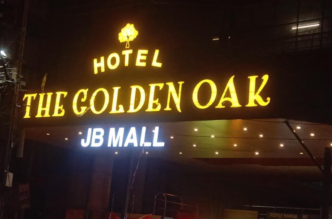 undefined Hotel The Golden Oak 7