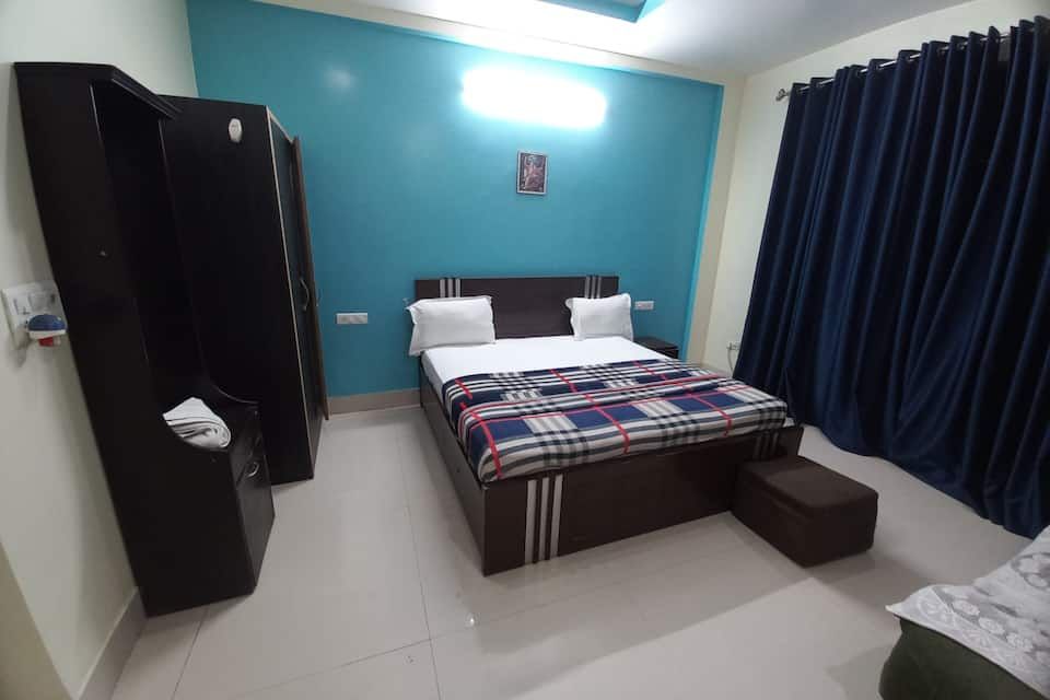 Hotel Vrinda Palace Executive Room 6