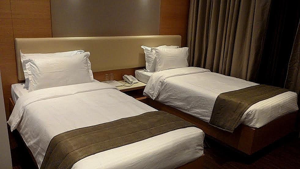 Tarawade Clarks Inn Superior Room with Double beds or Twin beds 3