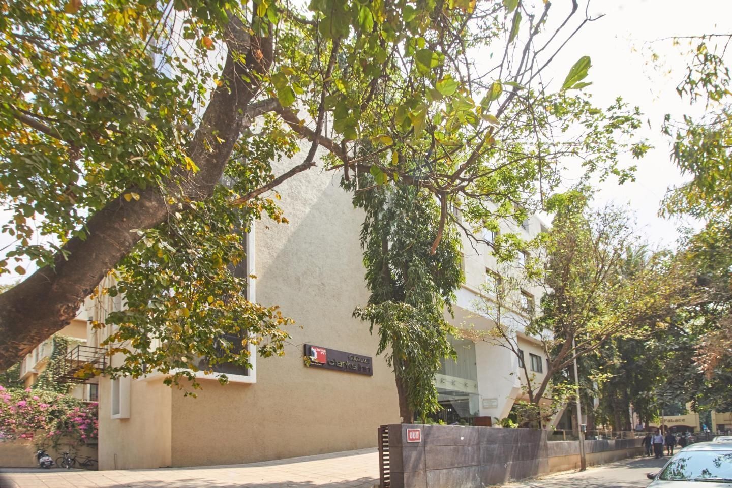 undefined Tarawade Clarks Inn 7