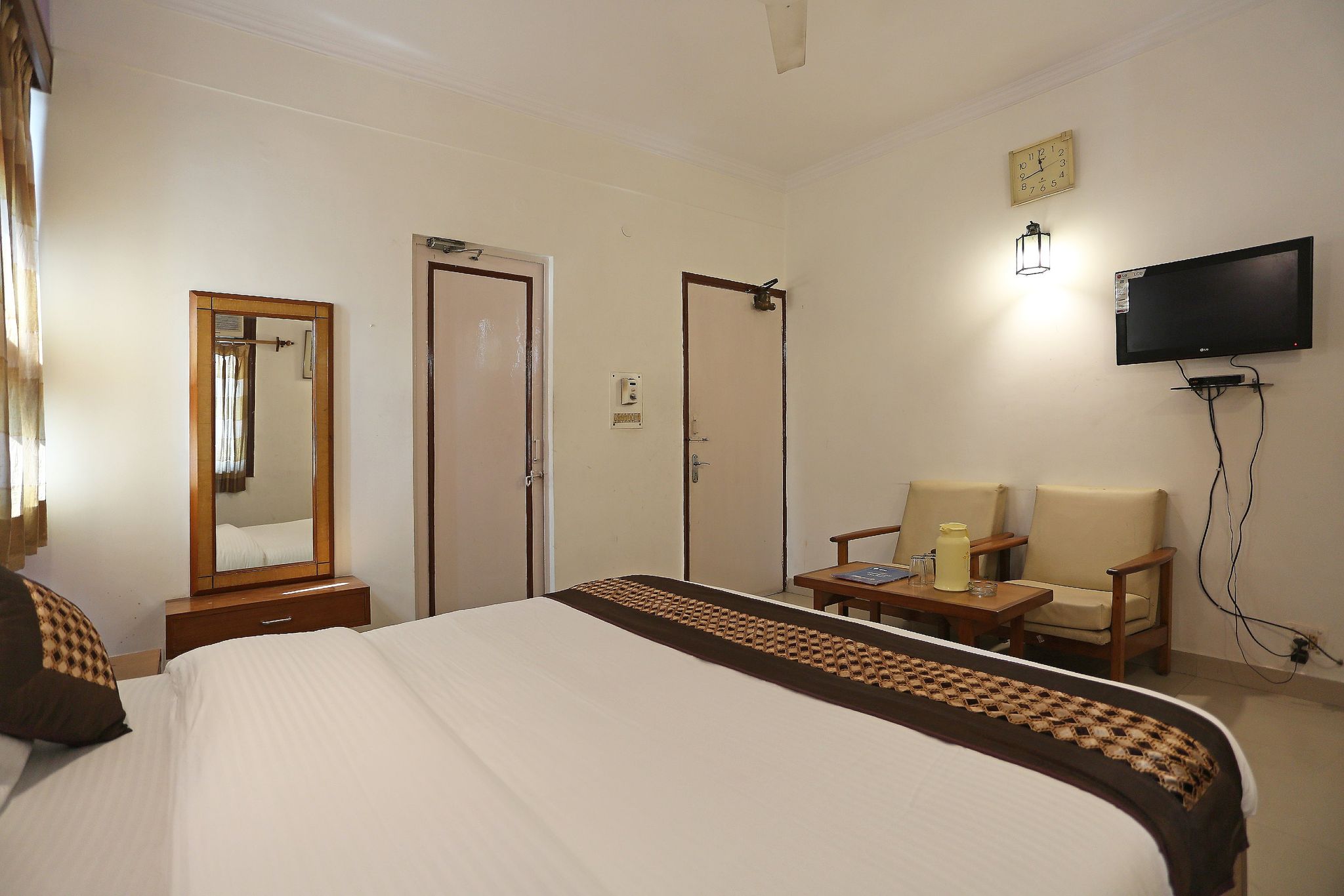 Kastle Guest House Darya Ganj Deluxe Room 3