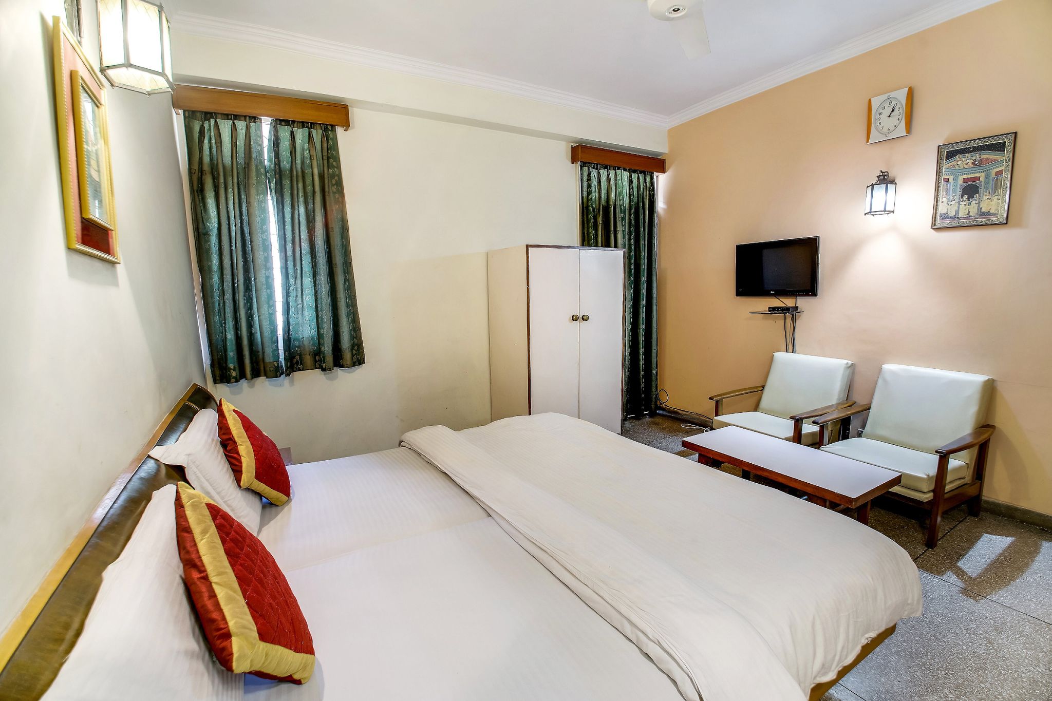 Kastle Guest House Darya Ganj Deluxe Room 9