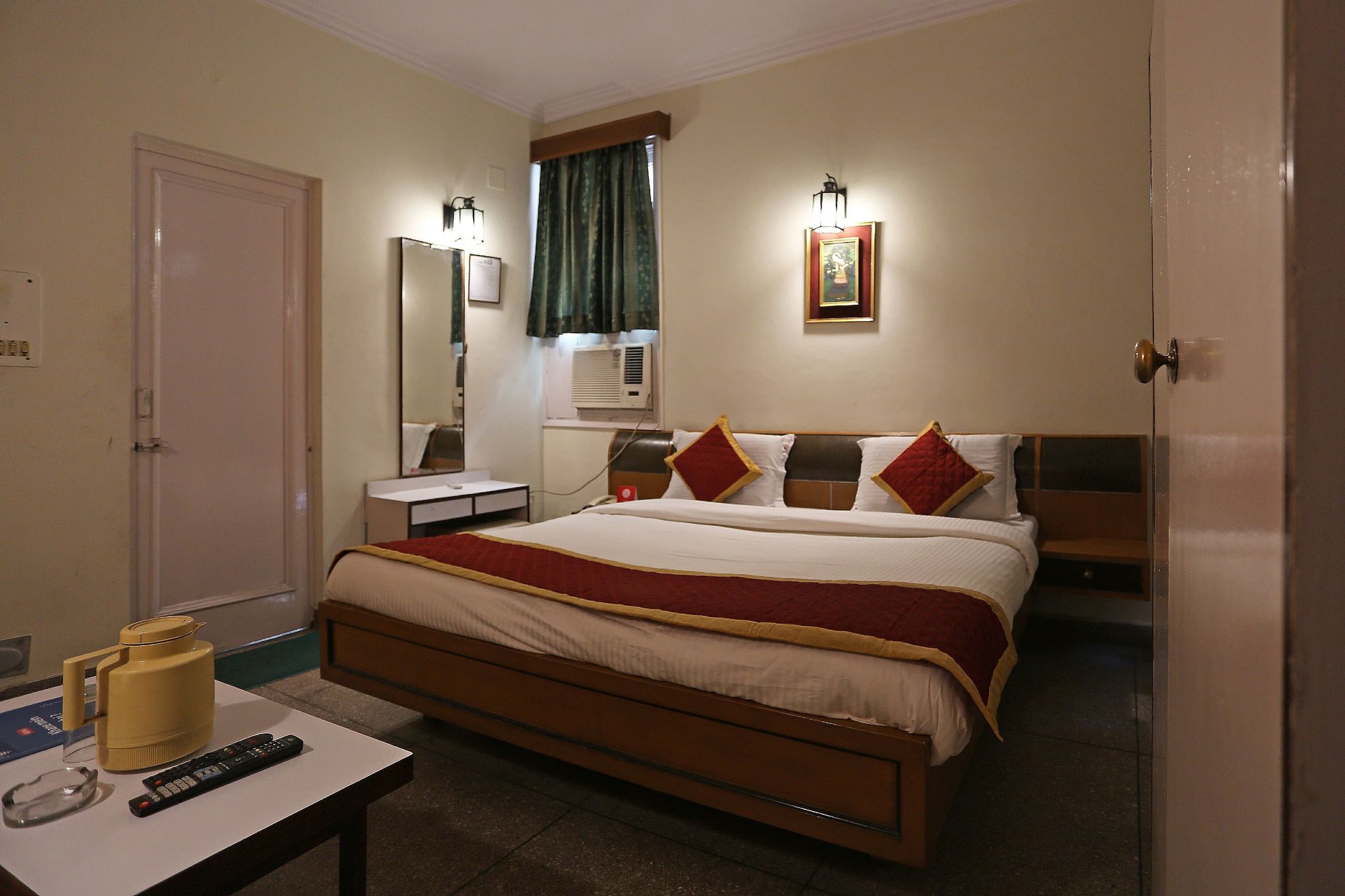 Kastle Guest House Darya Ganj Deluxe Room 2
