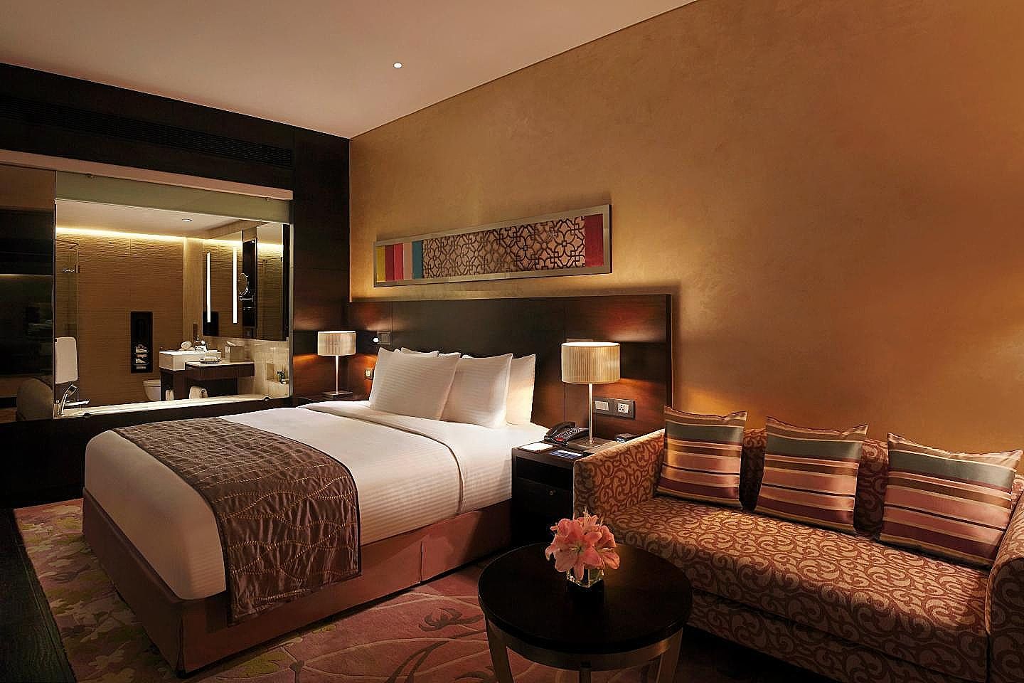 Hilton Jaipur Room, 1 King Bed 4