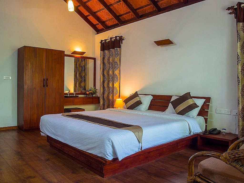 Edakkal Hermitage Resorts Deluxe Room