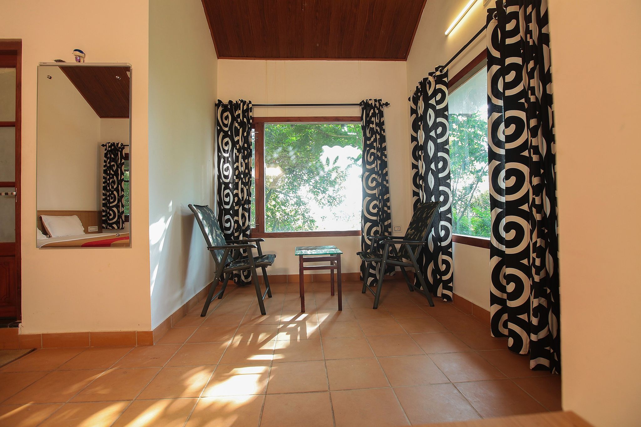 Edakkal Hermitage Resorts Deluxe Room 3