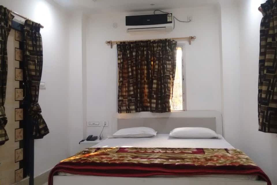 undefined Hotel Gitanjali 9