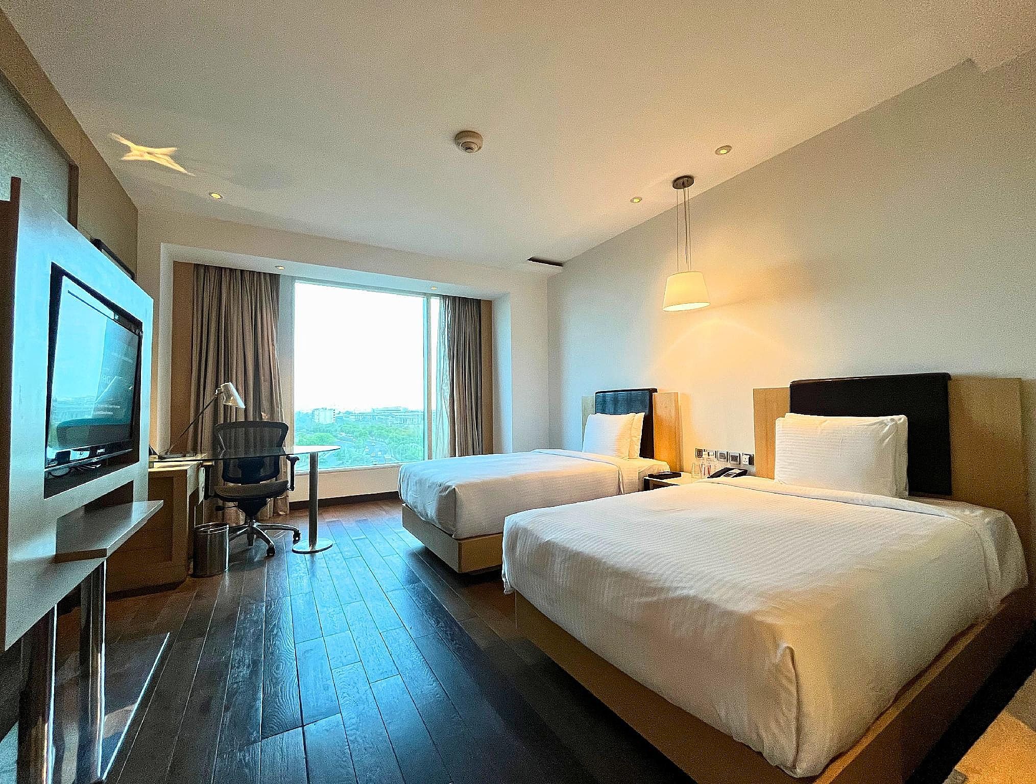 Crowne Plaza Greater Noida, an IHG Hotel Standard Room, 2 Twin Beds 5