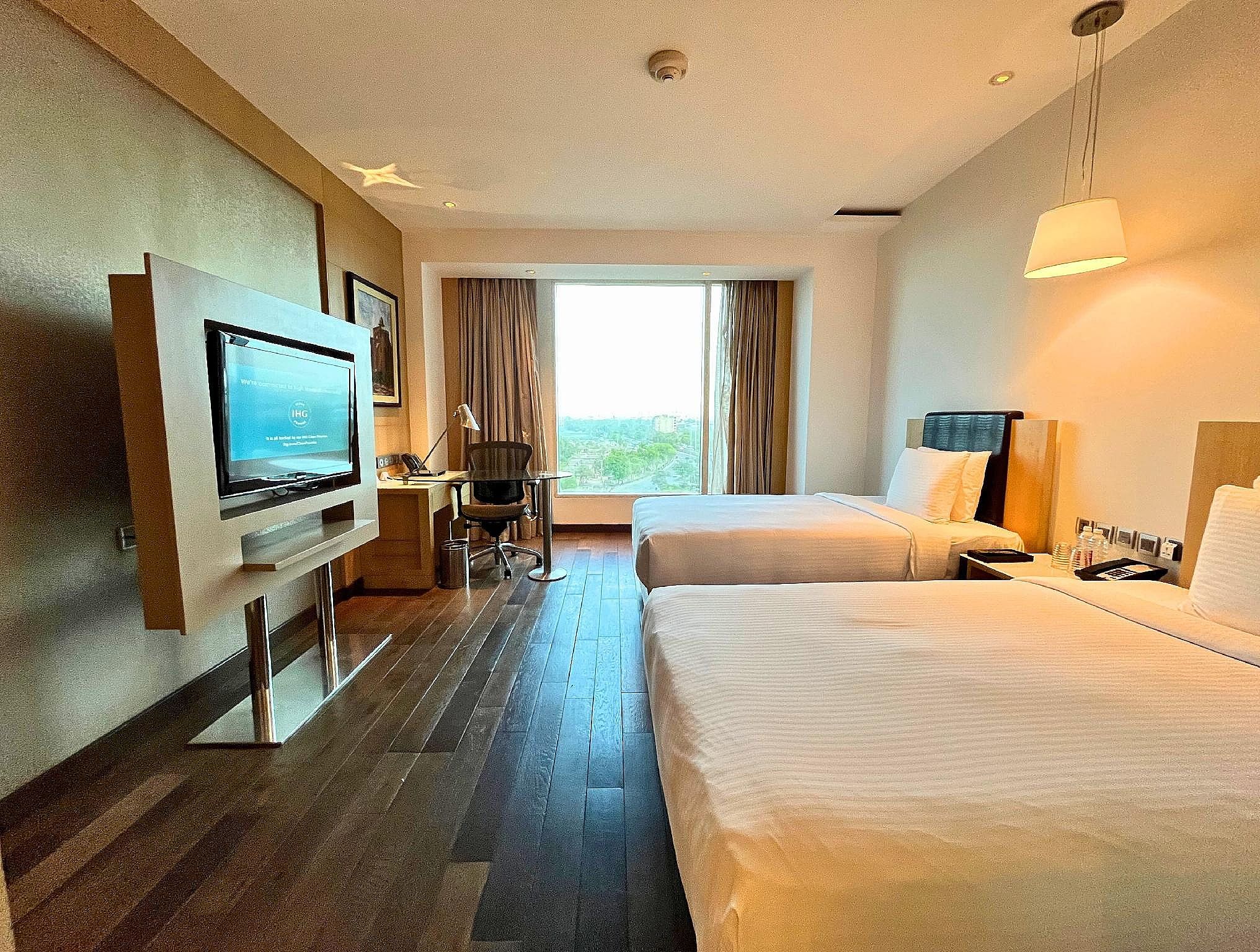 Crowne Plaza Greater Noida, an IHG Hotel Standard Room, 2 Twin Beds 7