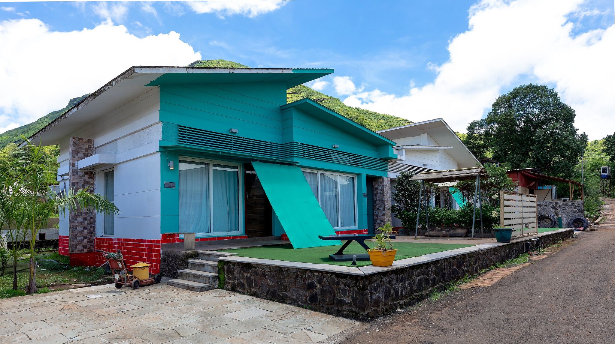 Hotel Exterior