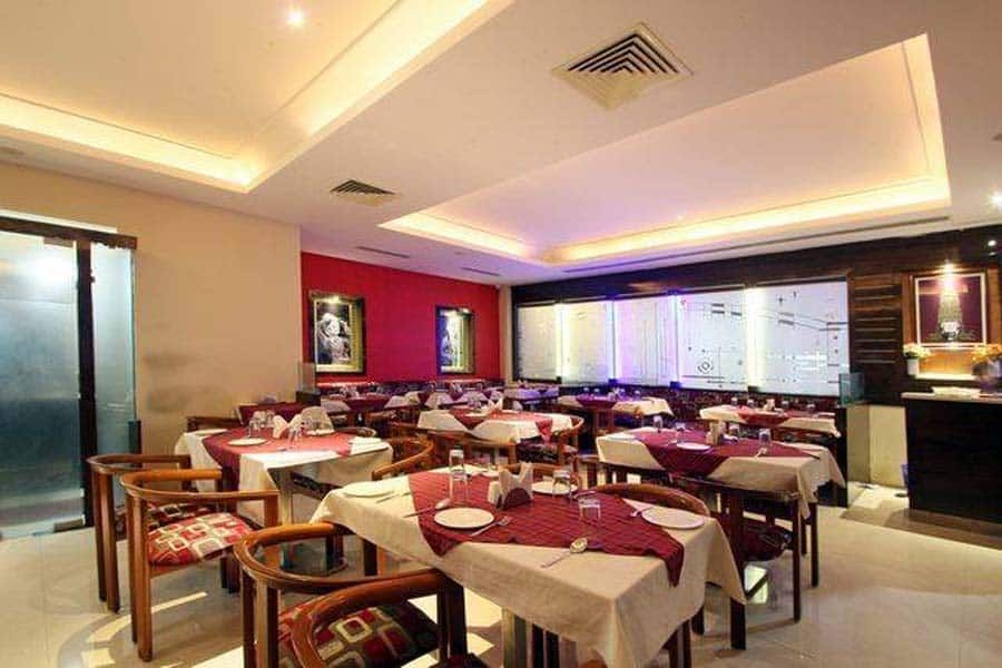 Food & Dining