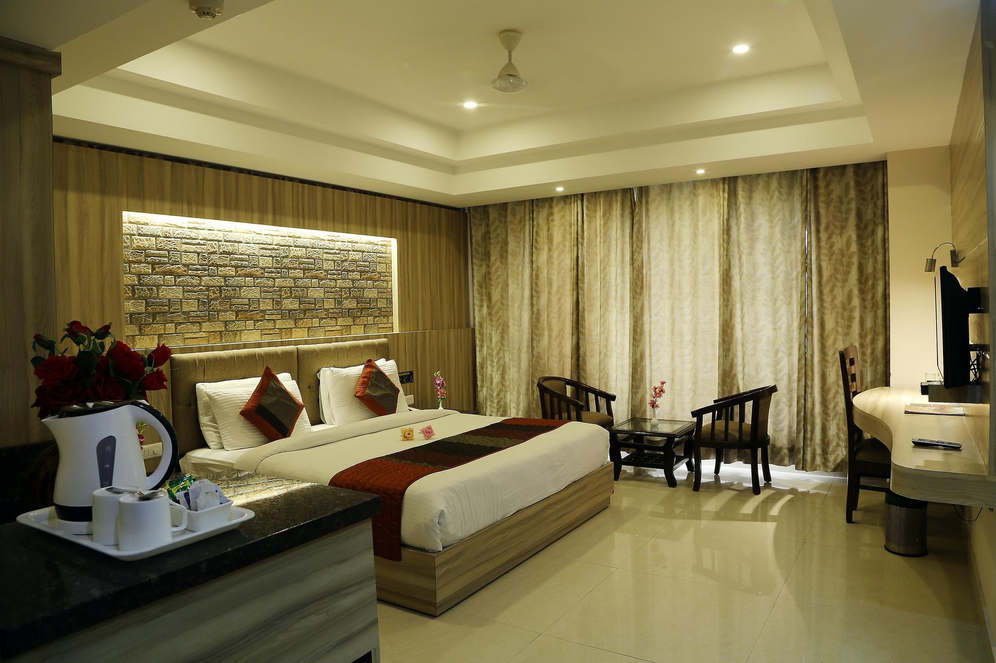 undefined The Pearl Grand 5