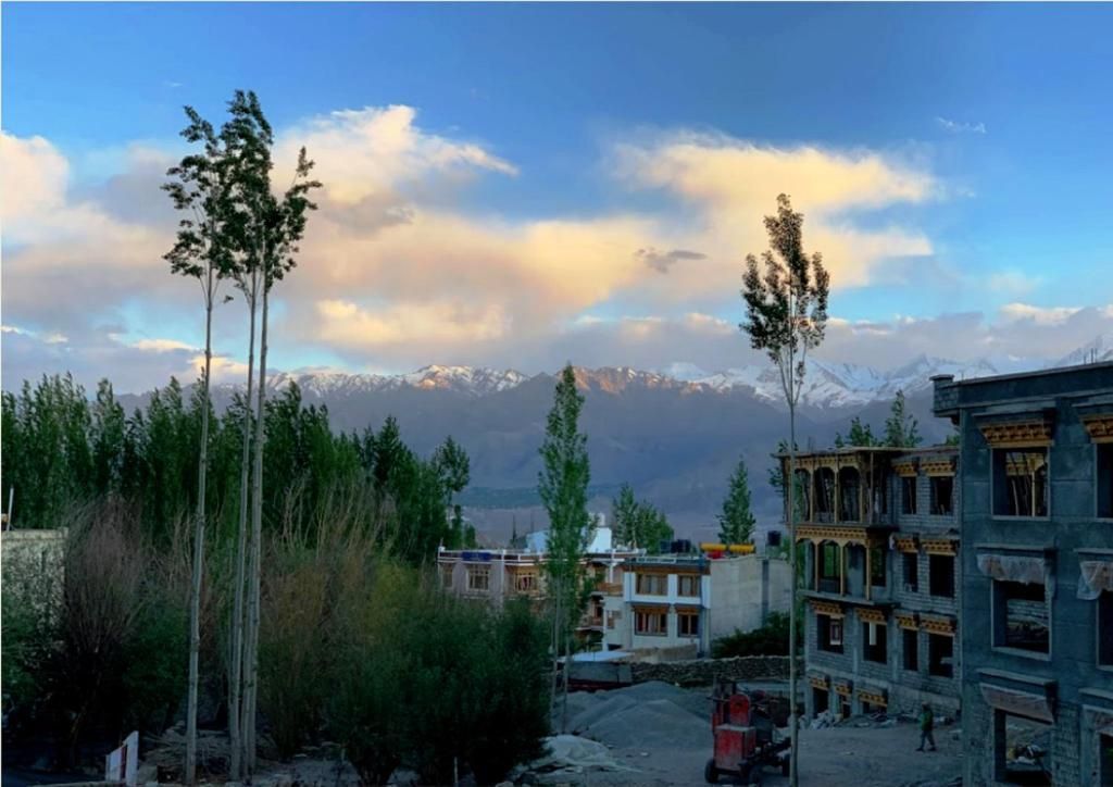 DOUBLE ROOM DOUBLE BED 1 BEDROOM MOUNTAIN VIEW