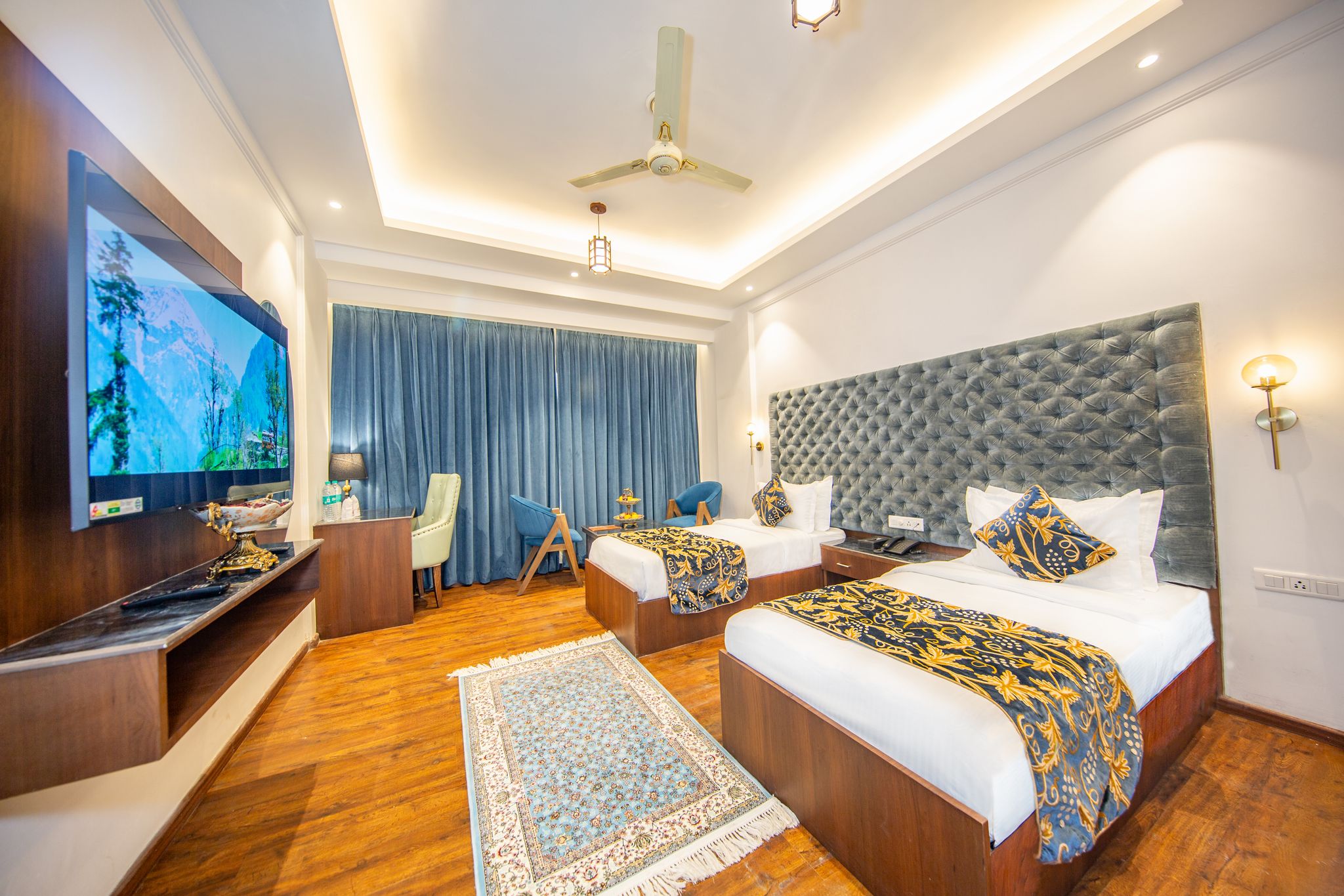 Hotel Solar Residency Deluxe Room