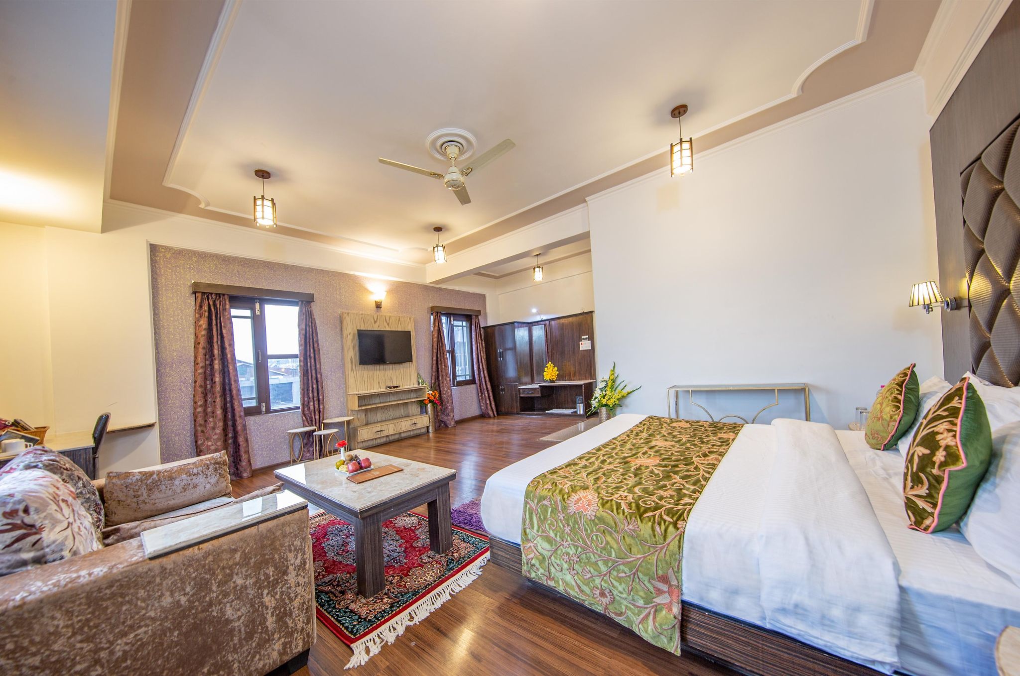 King Bed Room