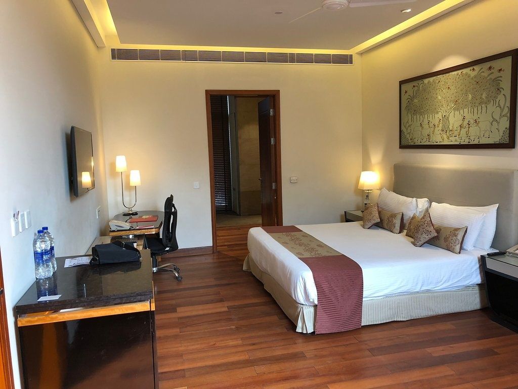 Luxury Room Courtyard View with Balcony  - Twin Bed