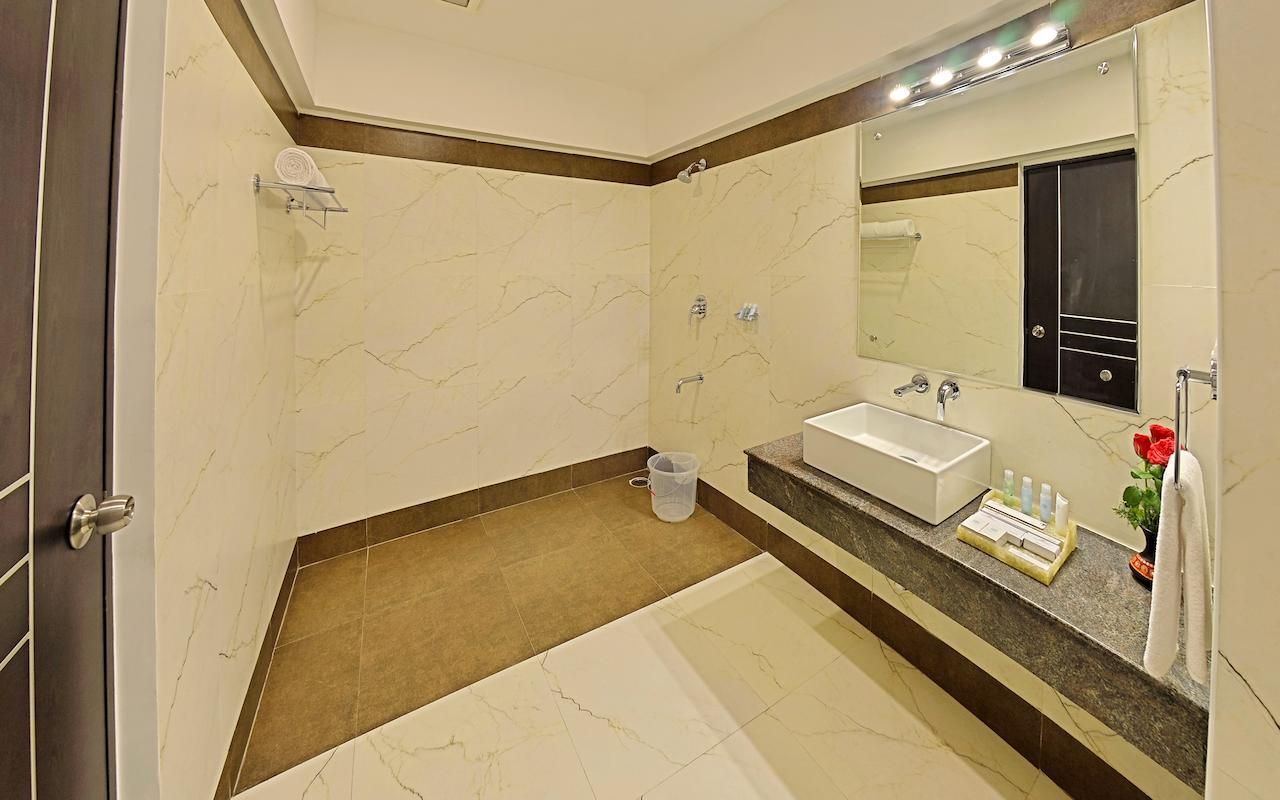 Poppys Hotel Madurai Executive Double or Twin Room 4