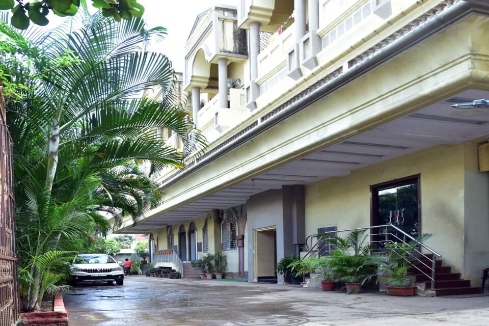 undefined Hotel Saideep Villas Shirdi 10