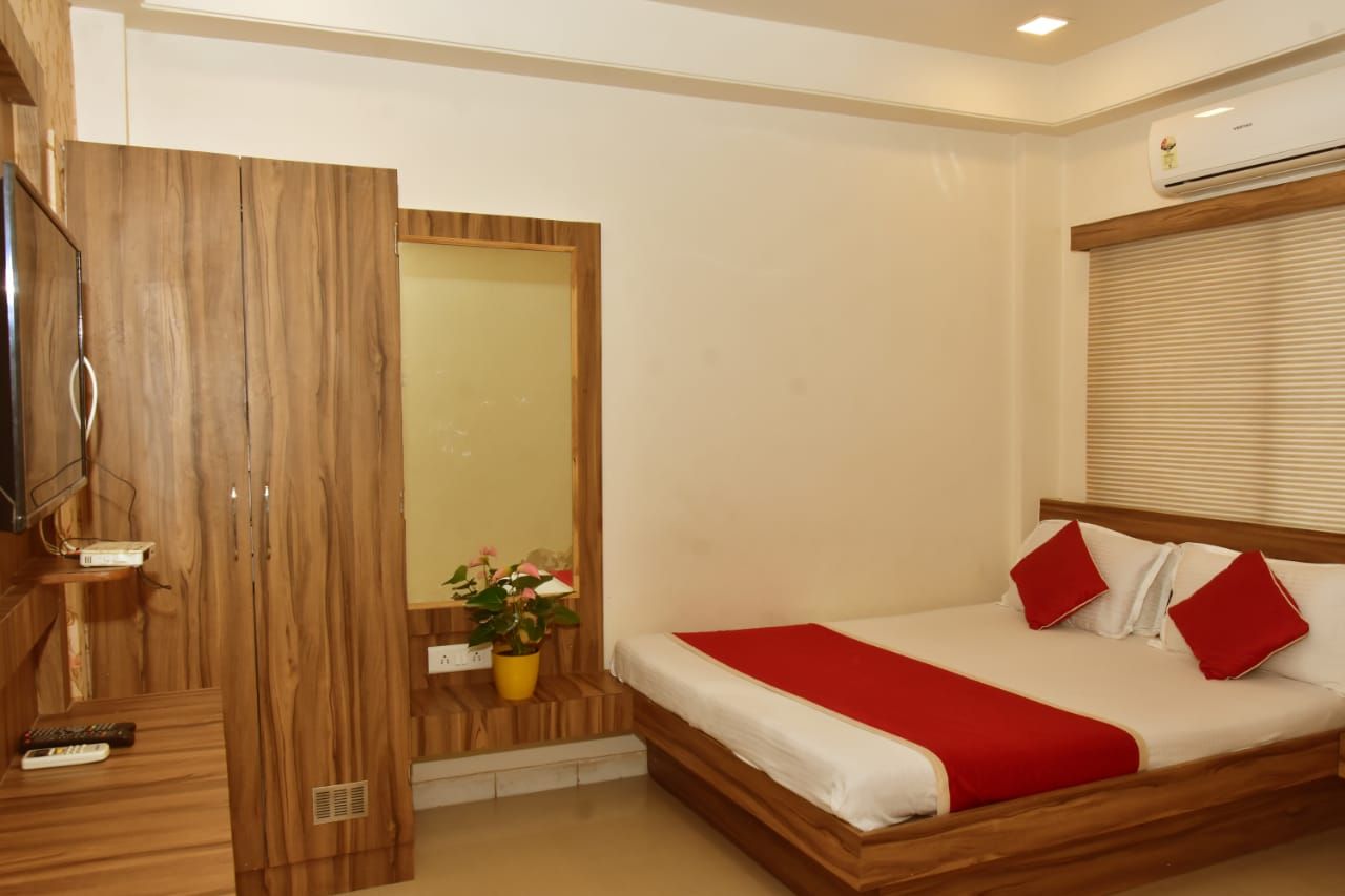 Double Bed AC Room 