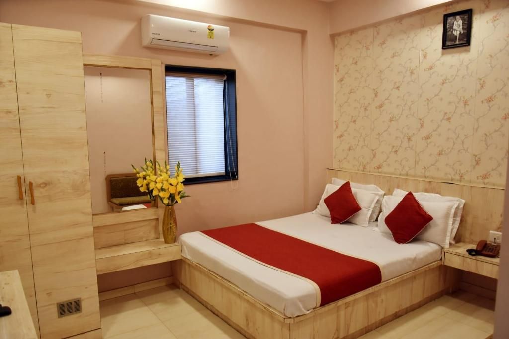 undefined Hotel Saideep Villas Shirdi 4