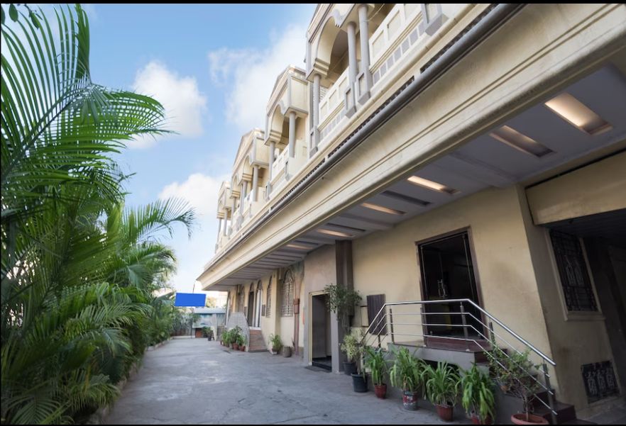 undefined Hotel Saideep Villas Shirdi 9