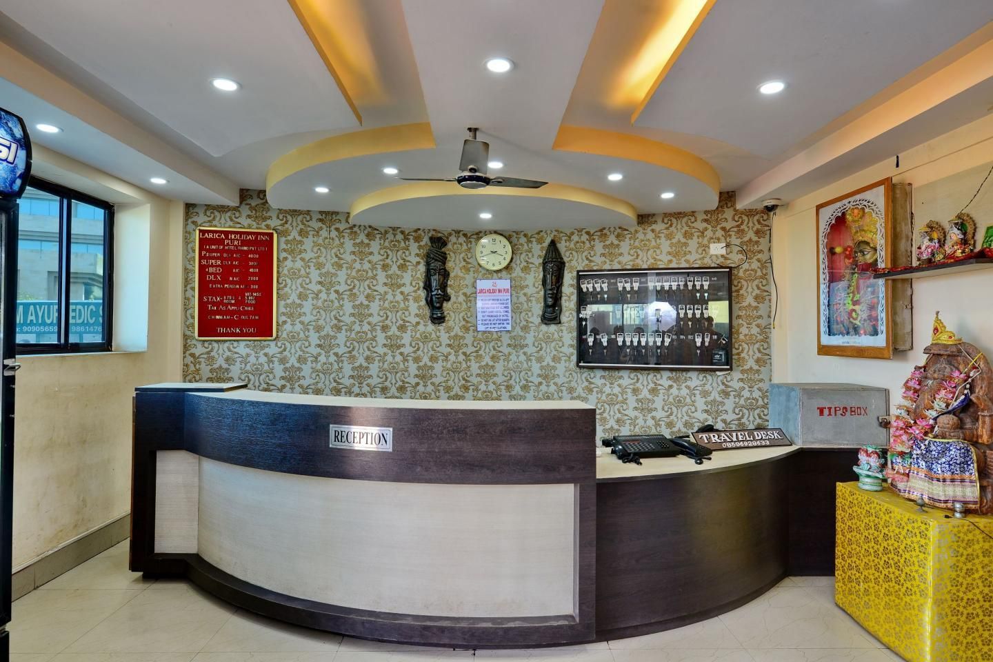 undefined Larica Holiday Inn 3