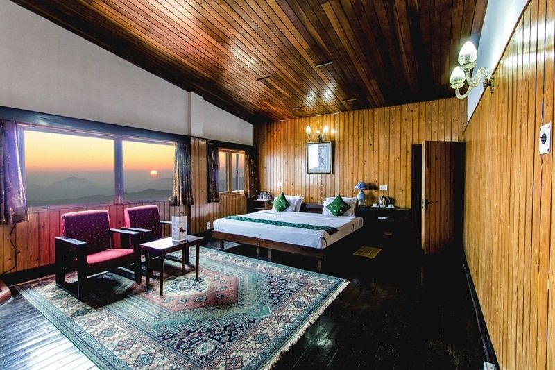 Central Gleneagles Resort Super Deluxe Room with Mountain View