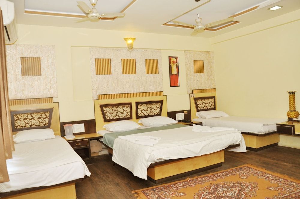 Deluxe Four Bed Non A/C Room
