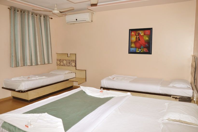FOUR BED A/C
