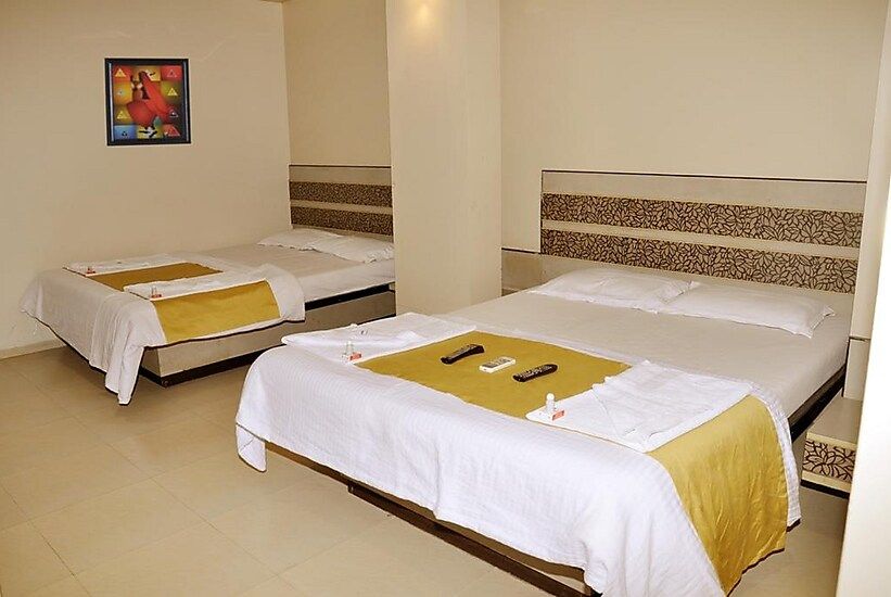 FOUR BED A/C