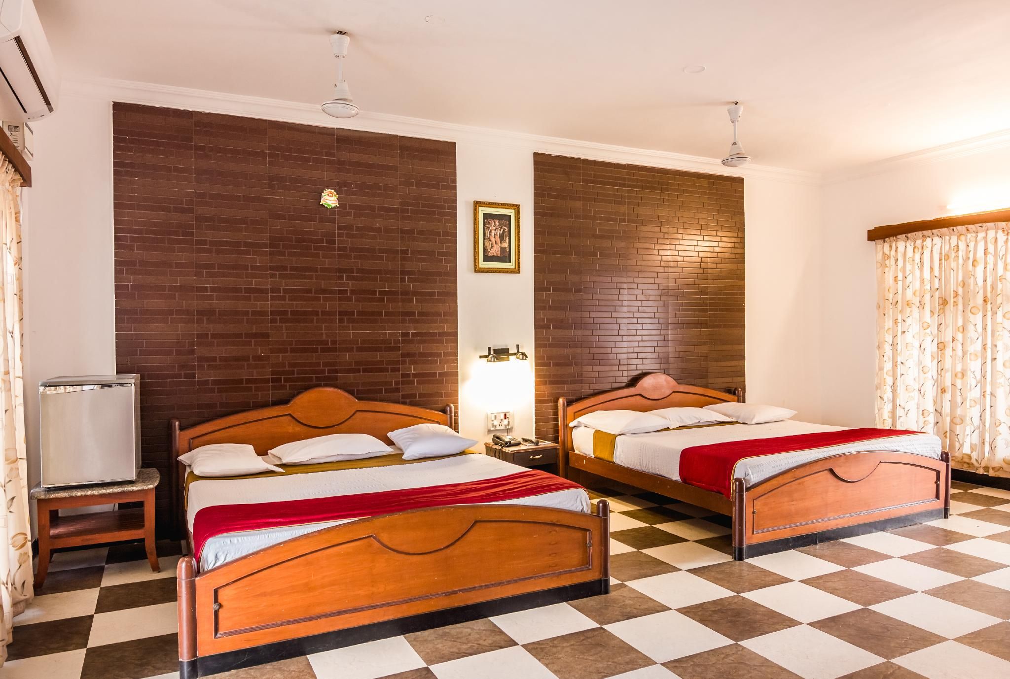 Family Deluxe Air Conditioning