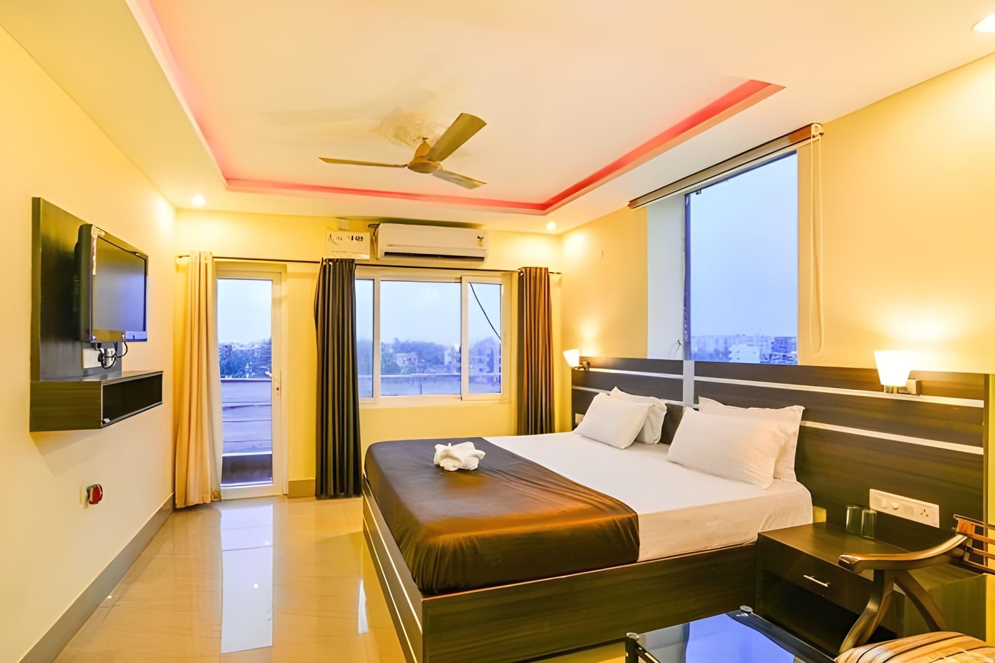 Kakkson Villa Luxury Four Bedded AC 66