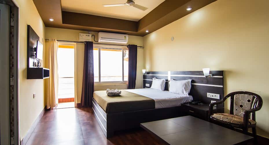 Kakkson Villa Luxury Four Bedded AC 7