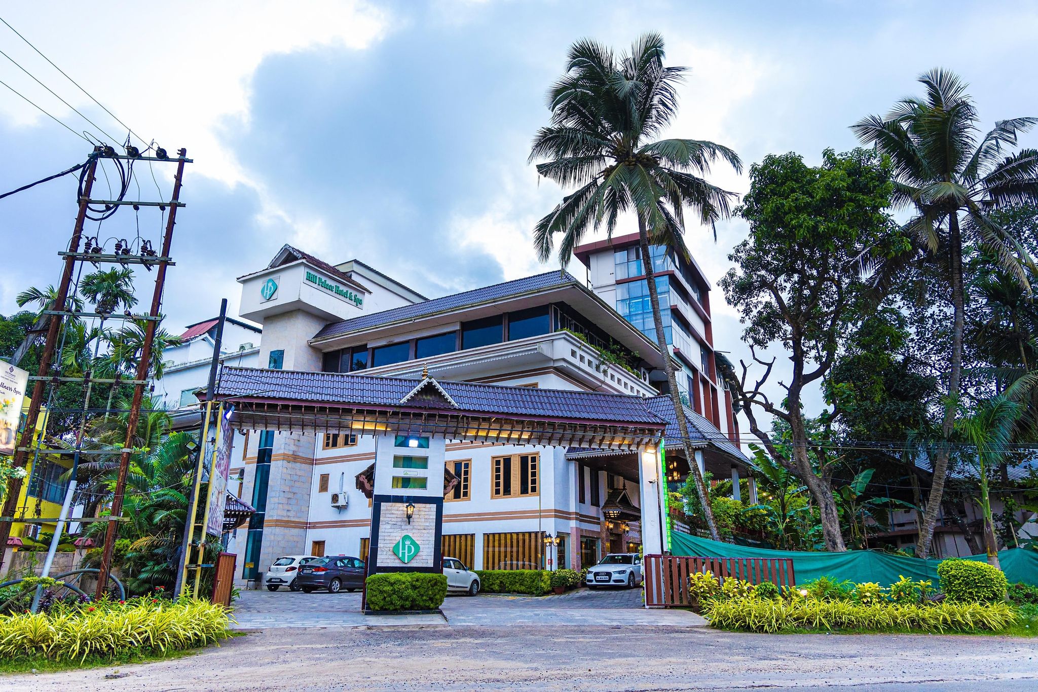 Hill Palace Hotel & Spa