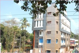 undefined Ritz International 3