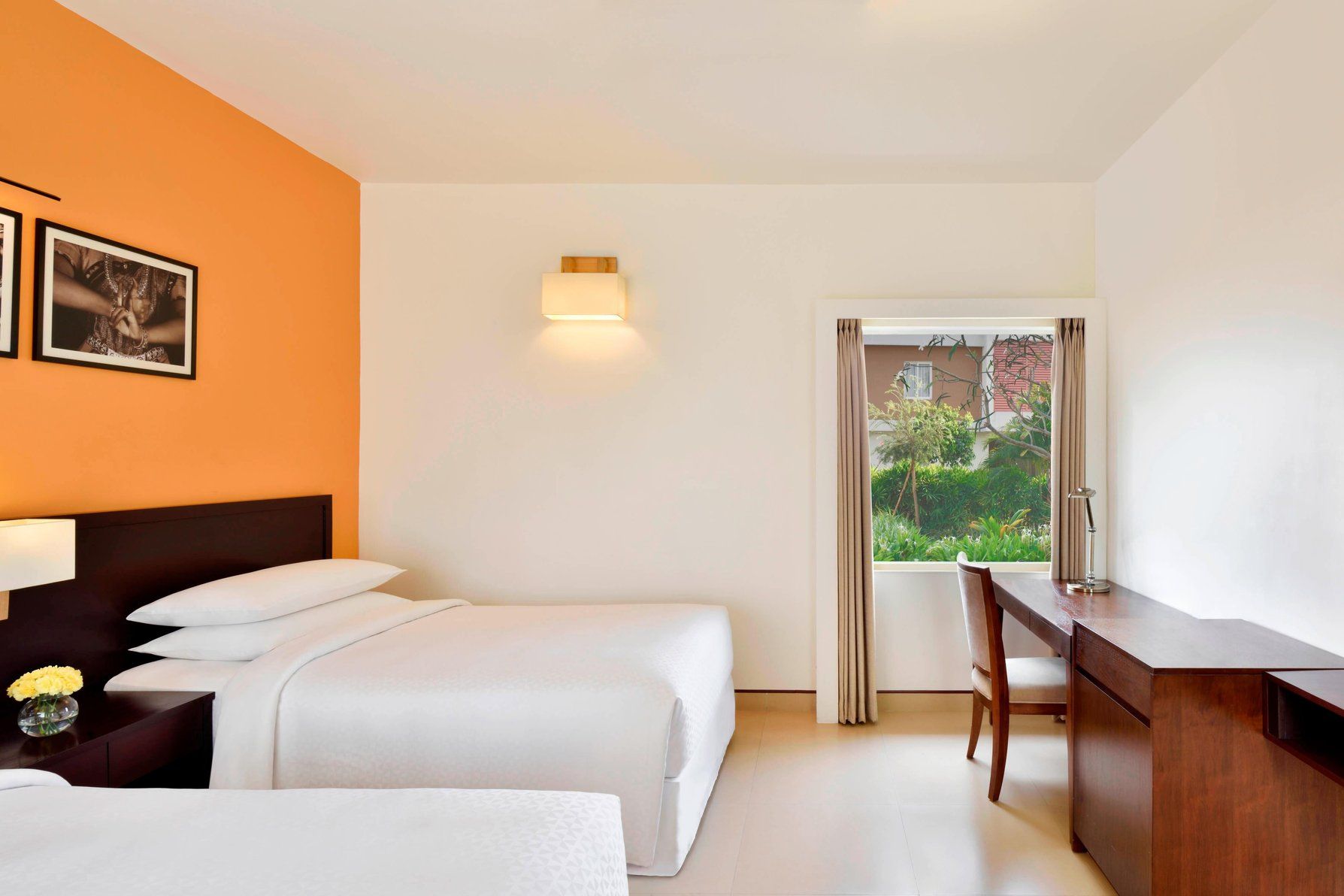 Four Points by Sheraton Mahabalipuram Resort & Convention Center Guest room, 2 Twin, Garden view, Balcony 3