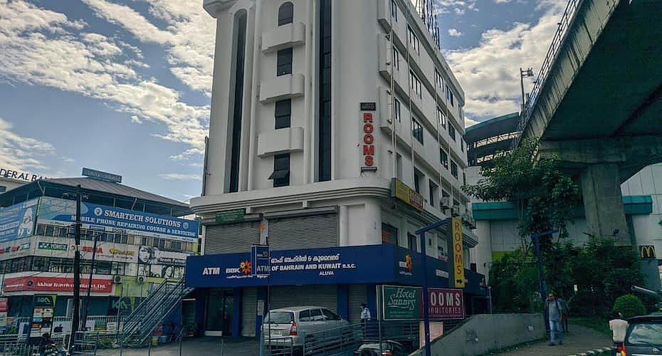 undefined Hotel Sunnys 6