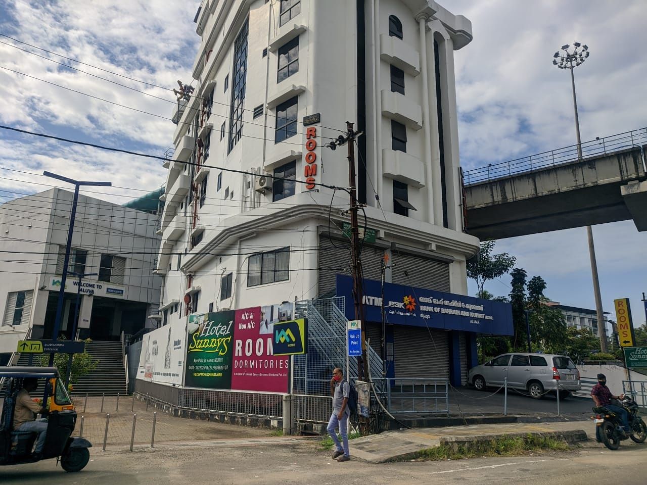 undefined Hotel Sunnys 8