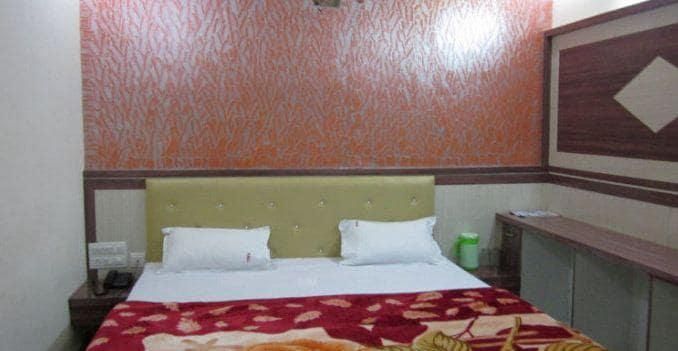 undefined Hotel Mahatma Inn 7