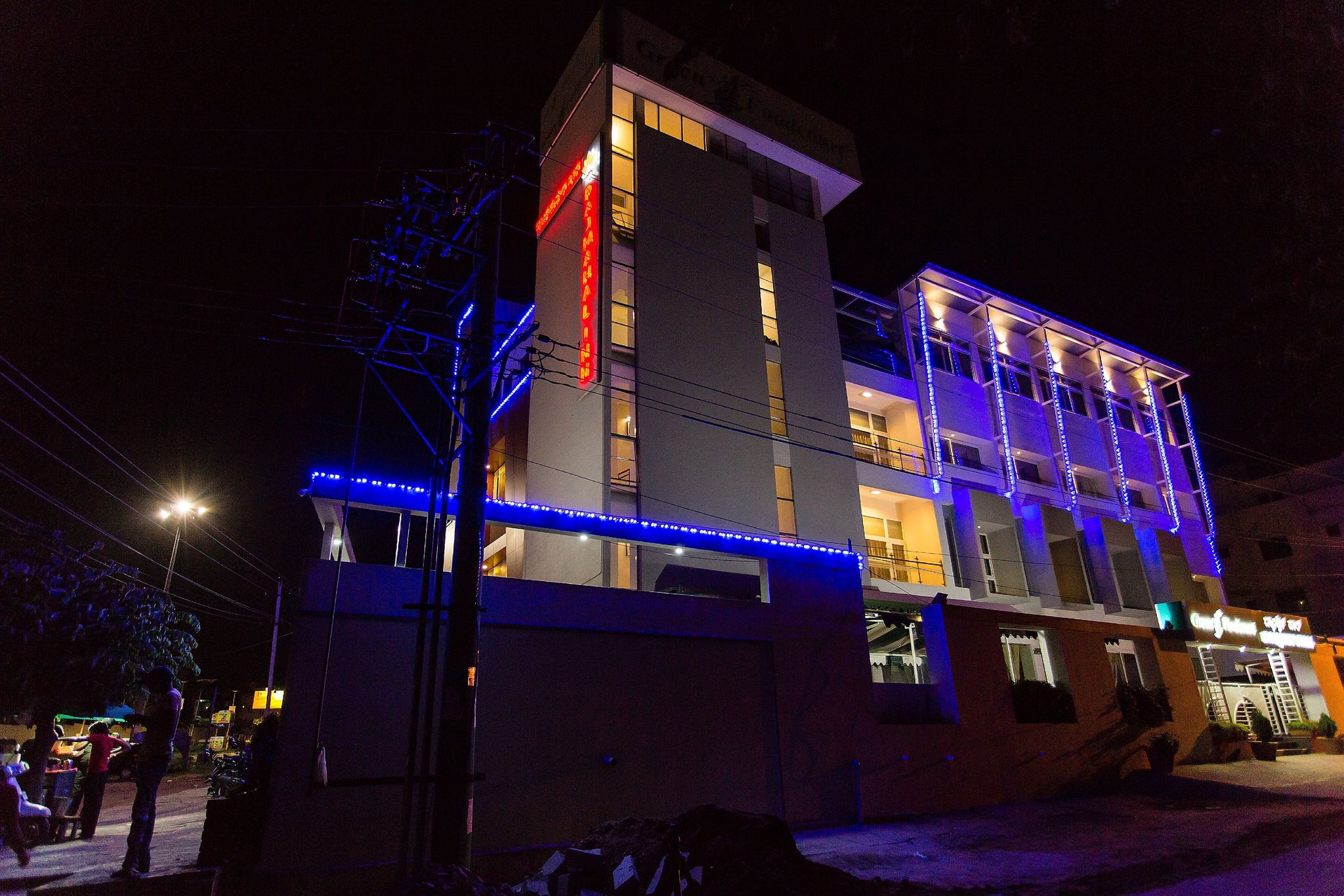 undefined Hotel Rajmahal Inn 8