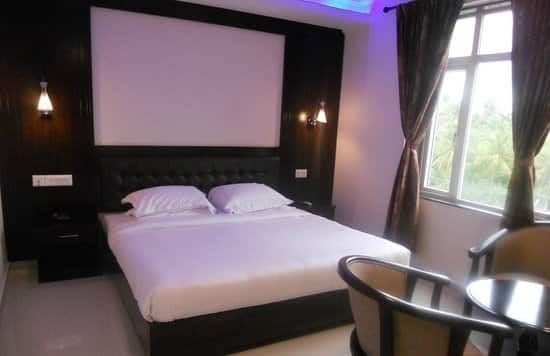 GRAND KERA Executive Deluxe Room 2